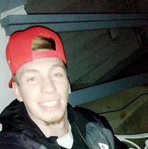 Meet your Posher, Justin